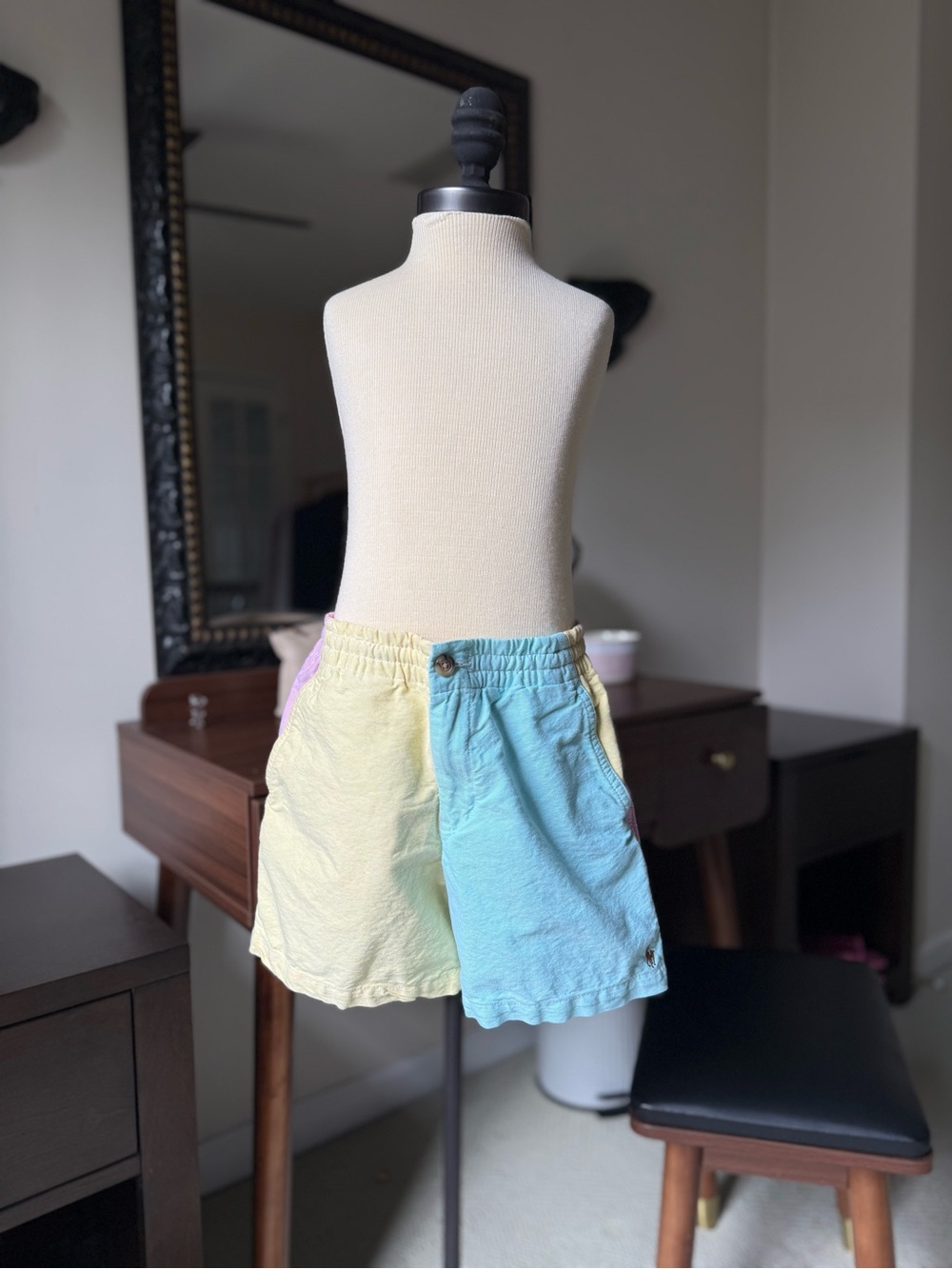 Polo Prepster Color-Blocked Oxford Short - Picture 3 of 12